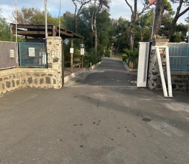 Contrada Pantano d'Arci Hostal | Beteyà Hostel Don Bosco