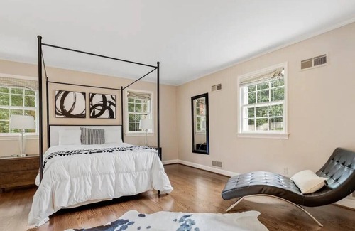 Bethesda Casa | Bethesda Home Away from Home