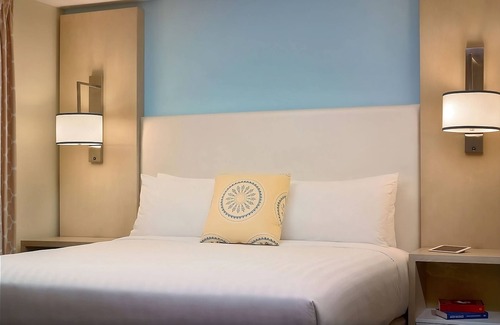 Monmouth Junction Complejo | Better Choice for Vacation! Pet-Friendly, w/ Seasonal Pool, Near Grover Park
