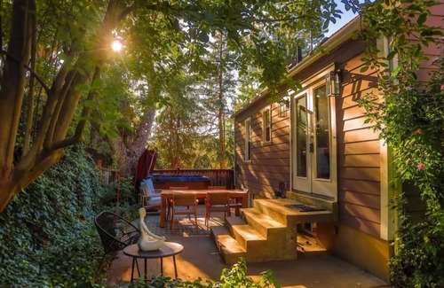 Holladay Casa | Bettie's Sweet Retreat!