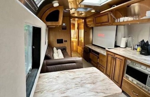 Pisgah Forest Casa | Betty & Flora the Airstreams