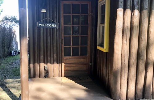 Applegate Cabina | Betty’s Bluff- a fully equipped Great Lakes escape