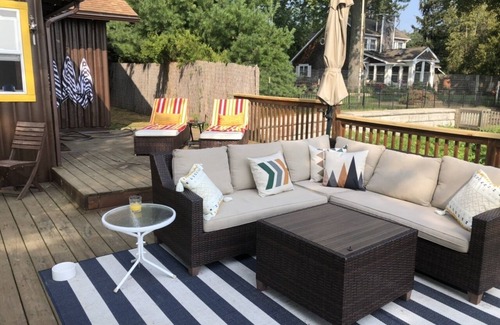 Applegate Cabina | Betty’s Bluff- a fully equipped Great Lakes escape