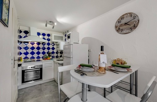 Menton Apartamento | Between Mountain And Sea, Menton, France