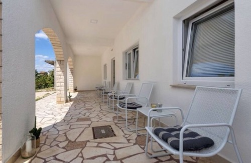 Istok Apartamento | Between mountains & sea - your retreat in Makarska