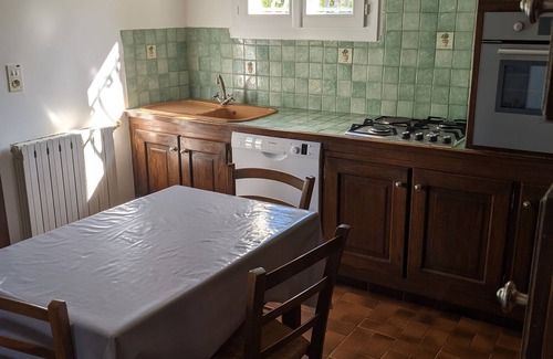 Quissac Casa | Casa, 6/8 p. , amplio jardín, 3 amplios dormitorios