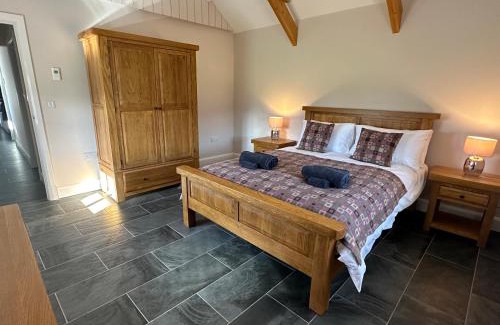 Llanybri Casa | Beudy Howel