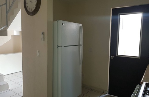 Mazatlán Casa | Bonita casa muy bien ubicada, espaciosa y segura.