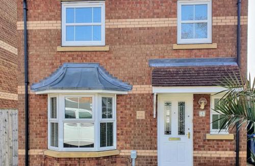 Beverley Casa | Beverley Central Townhouse Free Parking Sleeps 8
