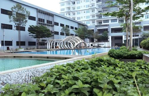 Bandar Puchong Jaya Apartamento | Beverly Puchong l 100M to IOI Mall
