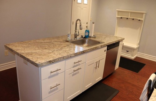 Brewers Hill Casa | Beverly's Guest Suite - An Accessible Family Space