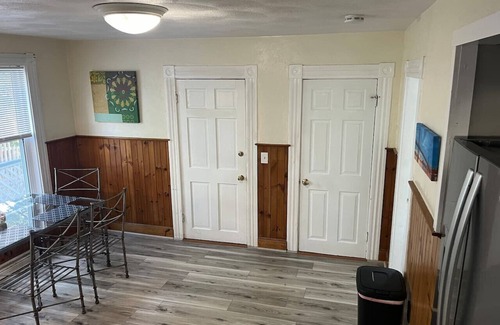 Beverly Apartamento | Beverly/Salem! Dwtn/Water/Train
