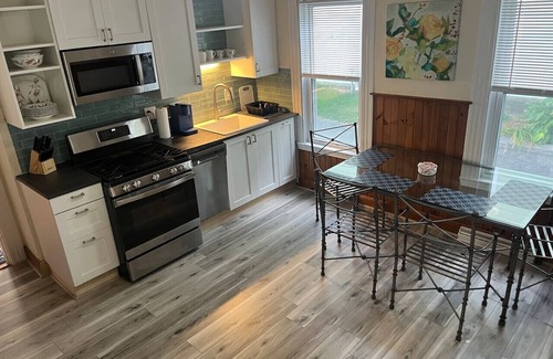 Beverly Apartamento | Beverly/Salem! Dwtn/Water/Train