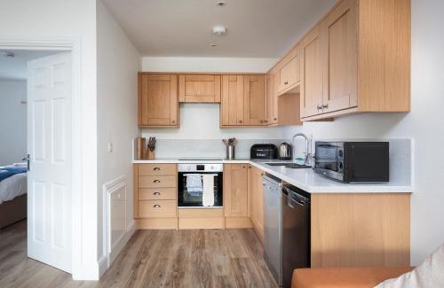 Wroxham Casa | Bewick Swan - Ukc2111
