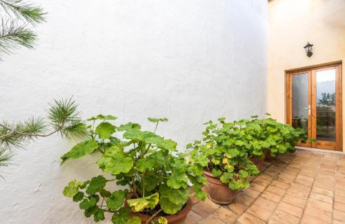 Pollensa Casa | Bewitched Granny's House