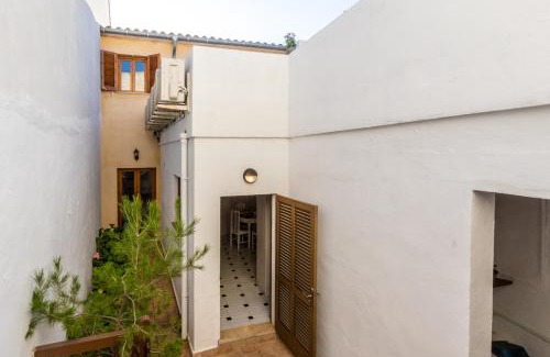 Pollensa Casa | Bewitched Granny's House