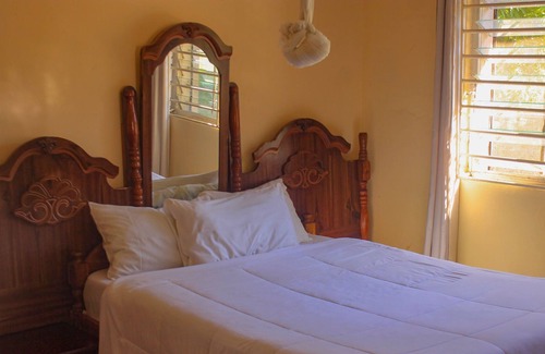 Lusaka Cabina | Beyond Horizon Lodge