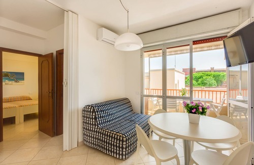 Principina a Mare Apartamento | MÁS ALLÁ DE APARTAMENTOS MAR - AMPLIO APARTAMENTO