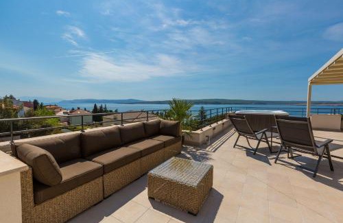 Dramalj Apartamento | Bezauberndes Studio nur 100 Meter zum Strand mit Sauna, Whirlpool, Meerblick, WiFi