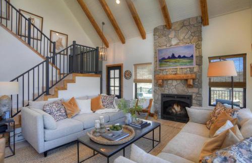 Creede Casa | BHA - Luxury A-Frame