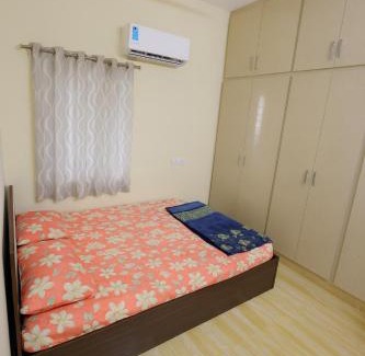 Tiruchanur Casa | Bhakti Bliss Homestay - New Luxury 2bhk apartment in Tirupati with Kitchen and car parking