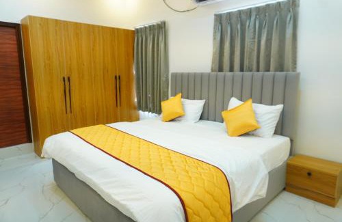Tirupati Apartamento | BHARATHI STAYS Ultra luxury rooms 1RK Studio Apartments & 2BHK Apartments