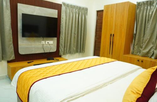 Tirupati Apartamento | BHARATHI STAYS Ultra luxury rooms 1RK Studio Apartments & 2BHK Apartments