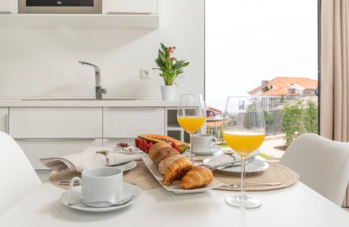 Arco da Calheta Casa | Casa Melinho Lotus - Refinamiento moderno y confortable - Vista al mar - Wifi gratuito