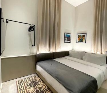 Gemmayzeh Apartamento | Bhub Room 203 in Gemmayze