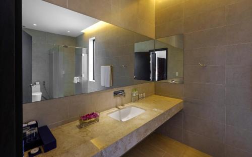 Long Hai Casa | Biệt thự mặt tiền biển Saint Simeon Resort