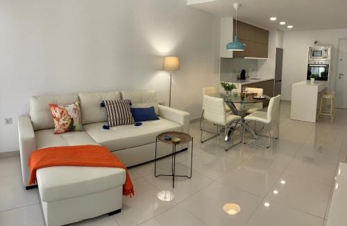 Torre de la Horadada Apartamento | Bianca Beach 106, ground floor 250m from Mil Palmeras beach