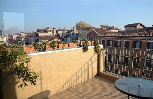 Castello Apartamento | BIENAL ÁTICO CON HERMOSA VISTA TERRAZA EN LA LAGUNA