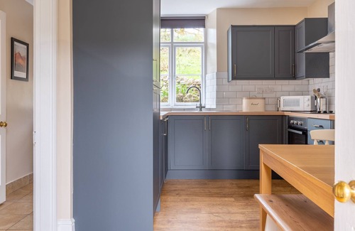 Graythwaite Cabaña | Bibby Lot - sleeps 6 guests in 3 bedrooms