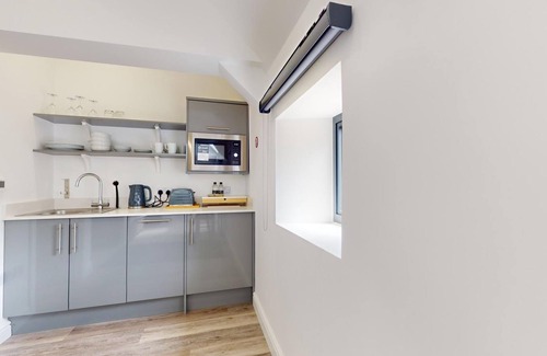 Bicester Apartamento | Bicester Court Lodge The Garth Room | Bicester Holiday Let | 1 Bed & Sleeps 2