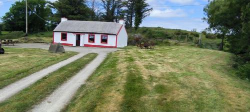 Carndonagh Casa | Biddys Cottage