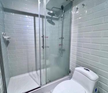 El Golf Apartamento | Bien ubicado y Amplio depto