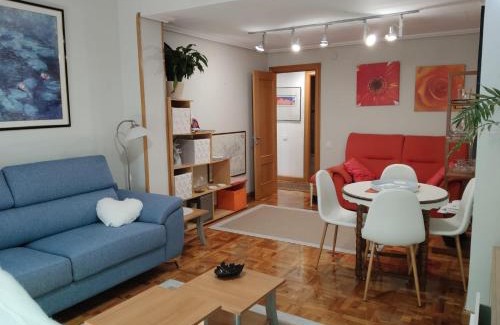 Centro de Logroño Apartamento | BIENVENIDOS a CASA PINO con PARKING