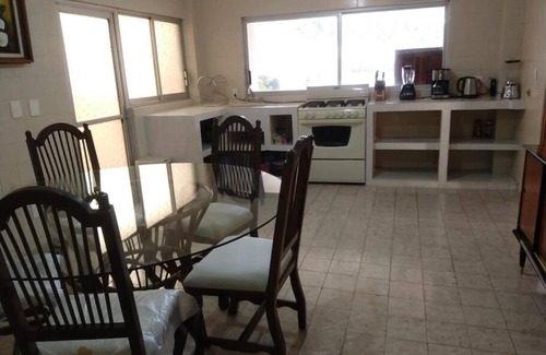 Cuernavaca Casa | !Bienvenidos a la casa de mi madre!