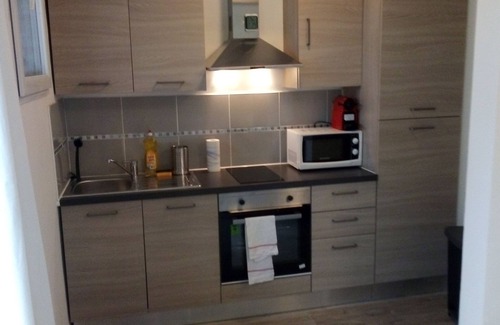 3rd Arrondissement Apartamento | Bienvenue à Belle de Mai, Appartement Jaune