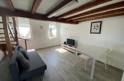 La Belle de Mai Apartamento | Bienvenus à Thèse - Appartement Bleu