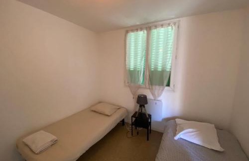 3rd Arrondissement Apartamento | Bienvenus ! Appartement Marron