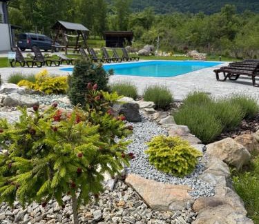 Nyzhnje Selyshche Hotel | Bier House