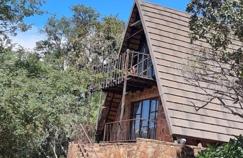 Buffelspoort Chalet De Esquí | Bietjie Bos Chalet