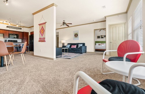 McNeil Apartamento | Big 2BD/2BA in Champion City Park 8333