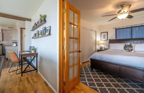 Livingston Casa | Big 5 Bungalow