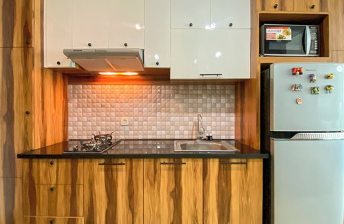 Bangka Apartamento | Big And Comfy Studio At Kemang Village Apartment