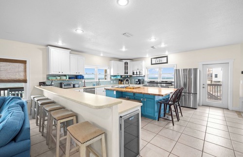 Port St. Joe Casa | Big Blue Heaven: Family Retreat! Beachfront with Swim Spa and Slide, Sleeps 27!
