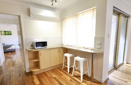 Victoria Park Casa | 136 Big Bold Beautiful in Vic Park - family perfect