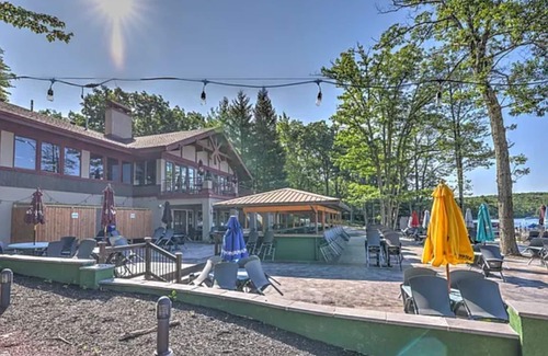 Lake Harmony Estates Casa | Big Boulder Lake, Lake Harmony, PA 5 Bedroom home!