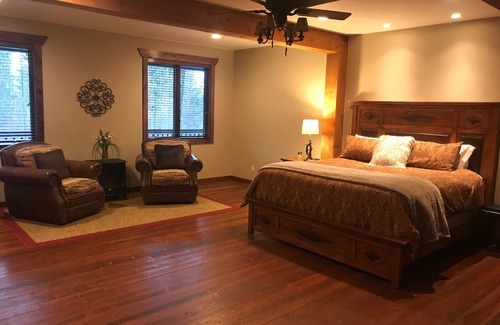 Bigfork Cabina | Big Cedar Lodge BigFork MT cerca del lago Flathead - 20 acres - 6 BD / 7 BA Capacidad 16+